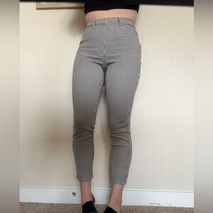 NWOT UNIQLO black + white checkered plaid pants jeggings office workwear